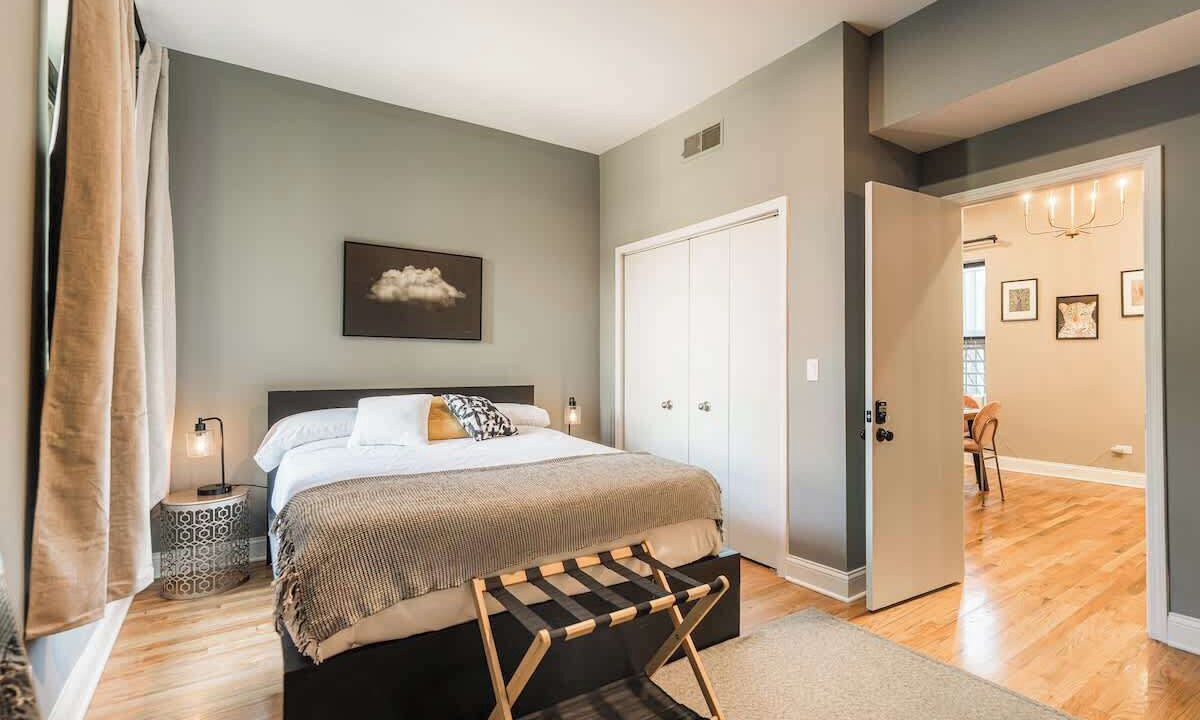 Photo of Bedroom in Kenwood