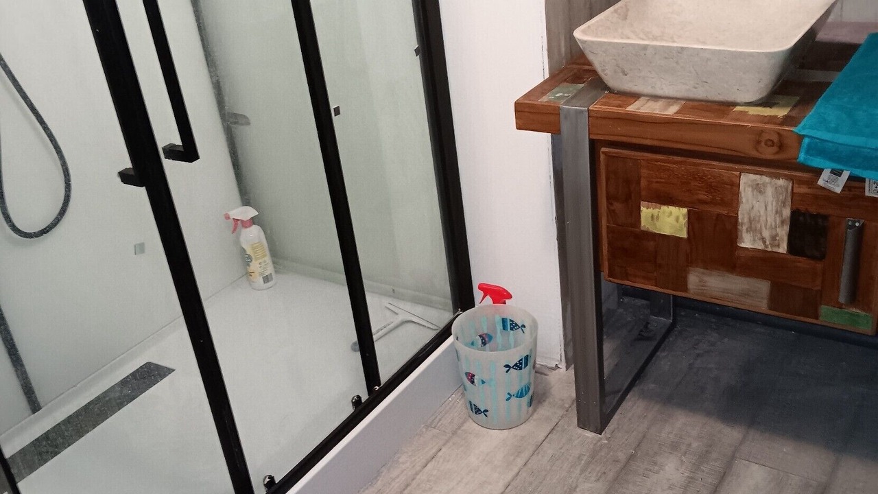 Photo of Bathroom in Loches