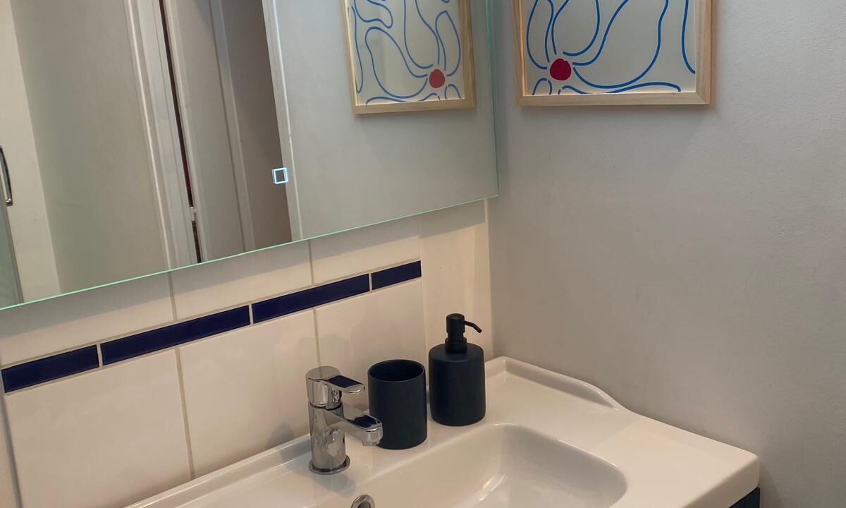 Photo of Bathroom in Ouistreham