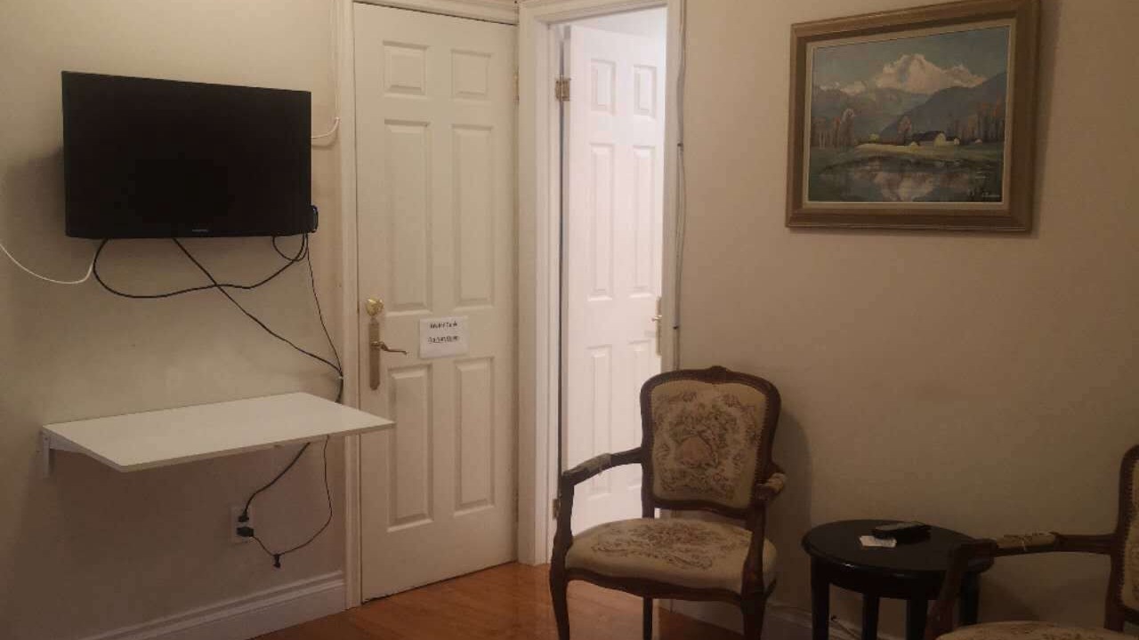 Photo of Bedroom in Adjala-Tosorontio