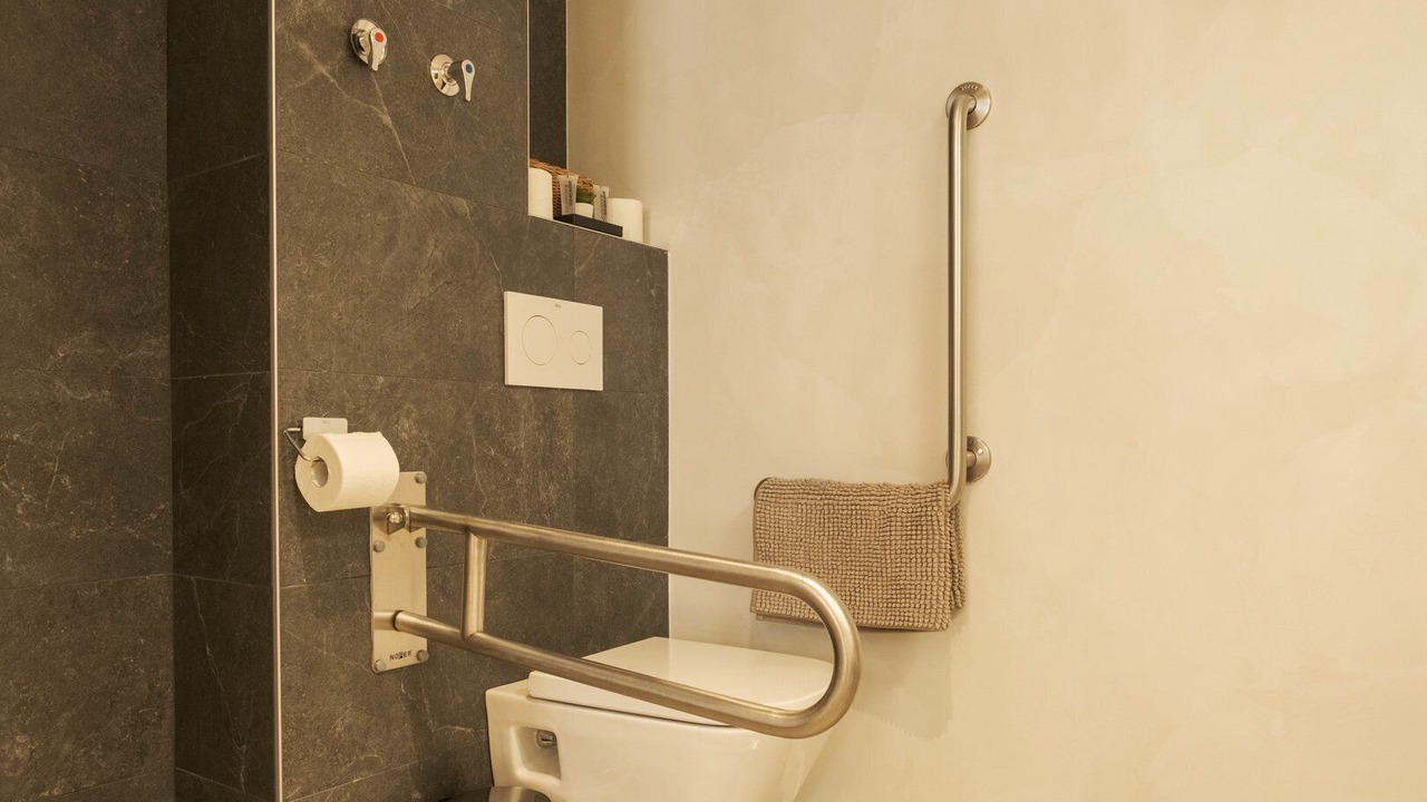 Photo of Bathroom in El Port
