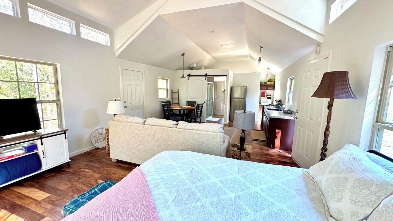 Photo of Bedroom in Rusk