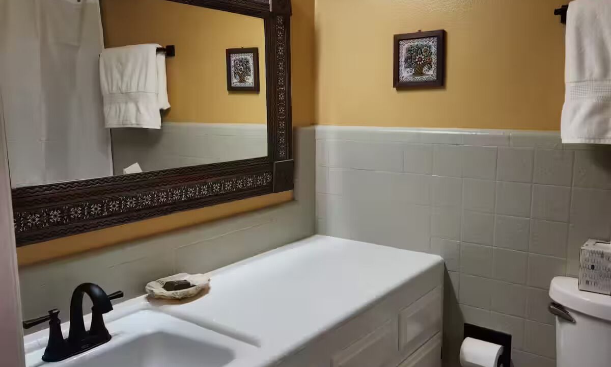 Photo of Bathroom in Green Valley Fairways