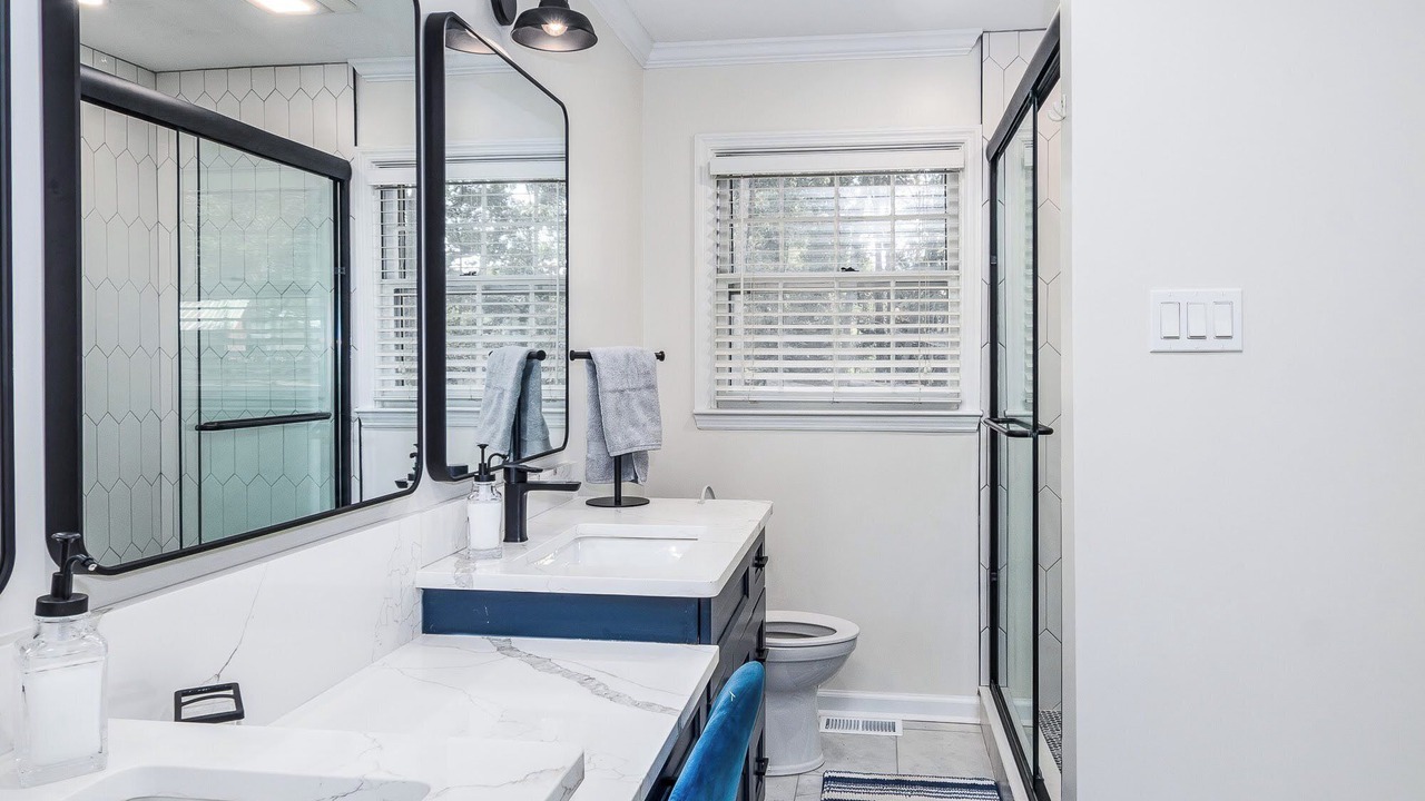 Photo of Bathroom in Lilburn