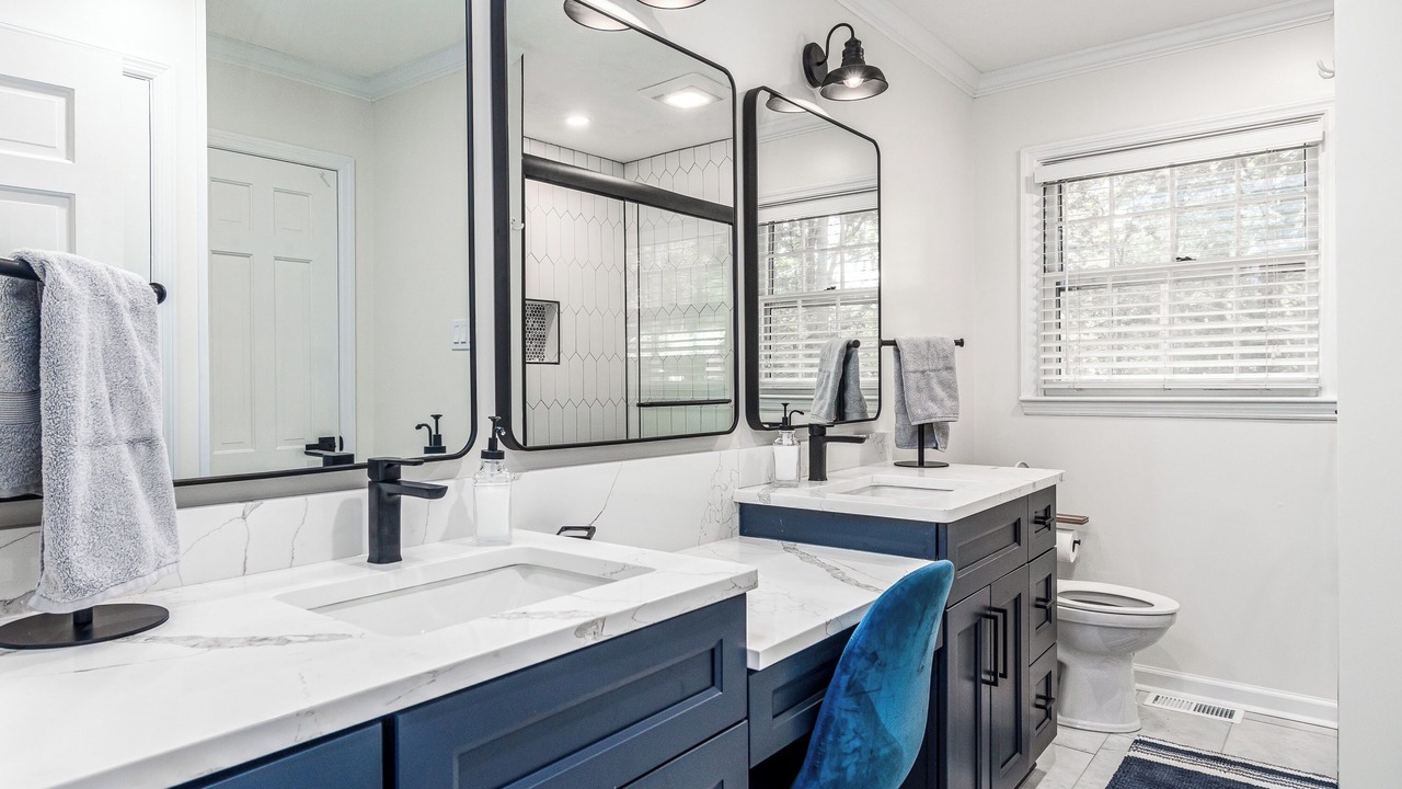 Photo of Bathroom in Lilburn