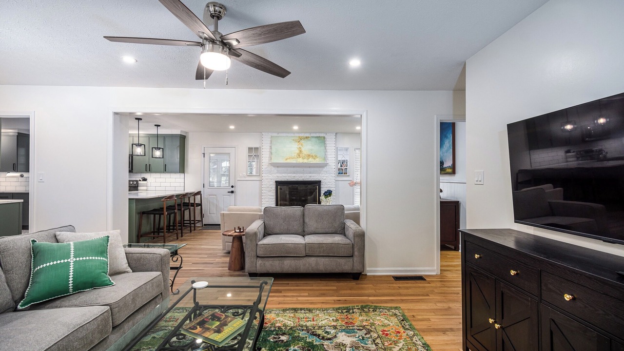 Photo of Livingroom in Lilburn