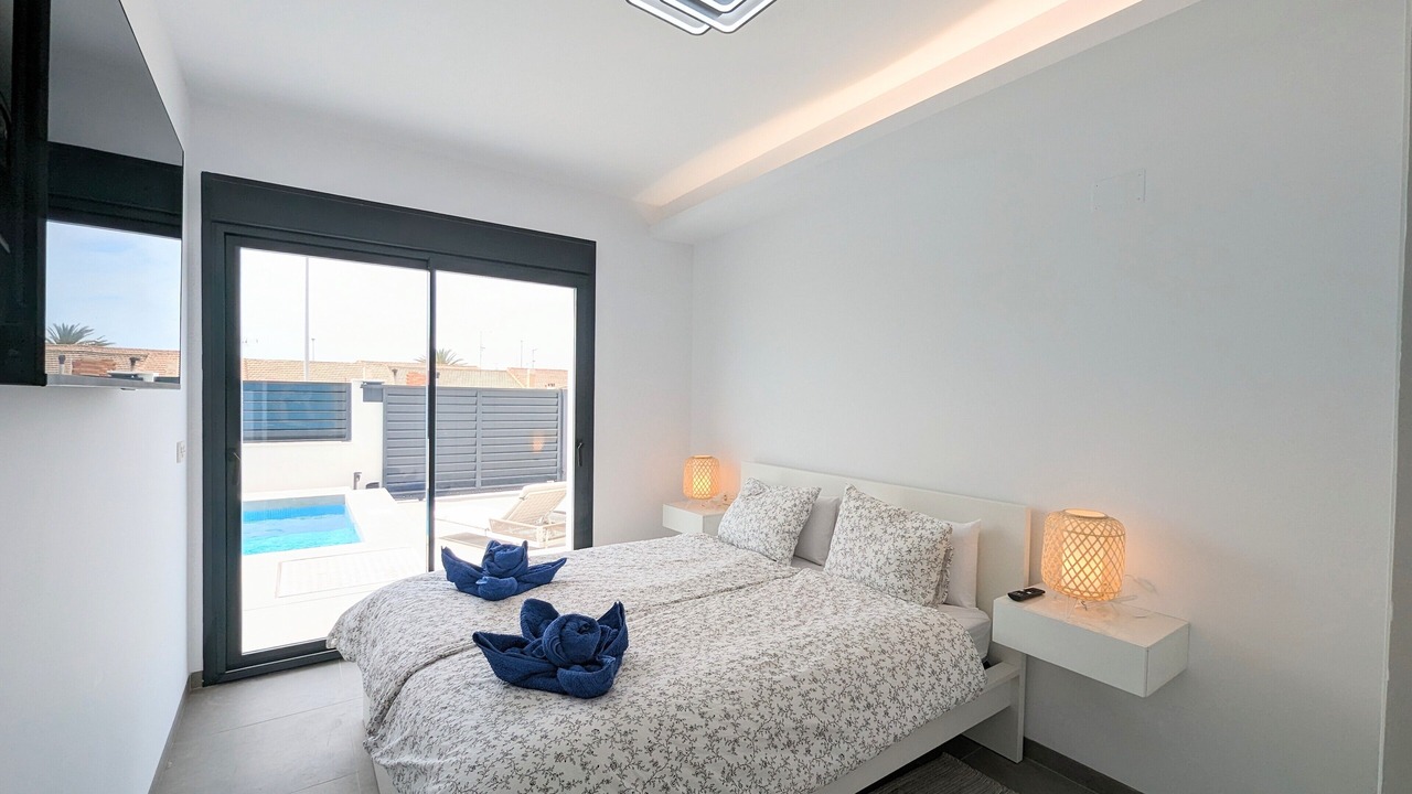 Photo of Bedroom in Los Montesinos