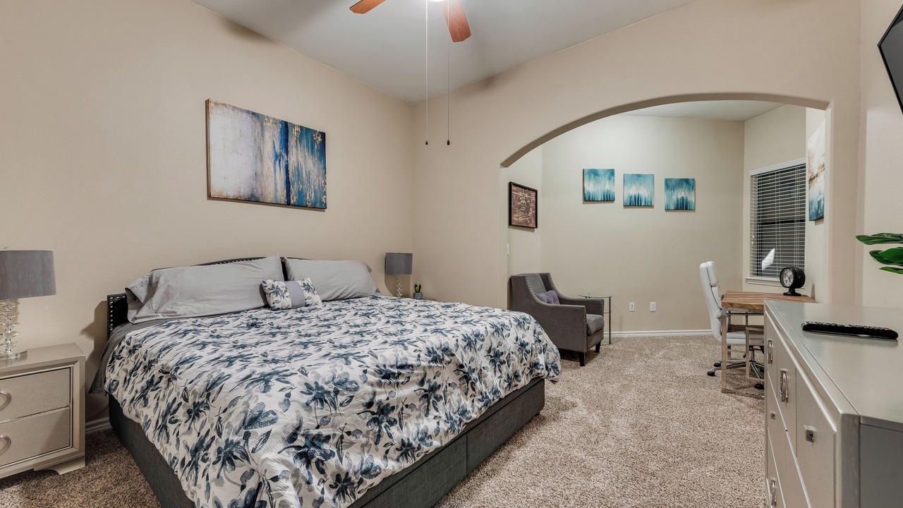 Photo of Bedroom in Grapevine