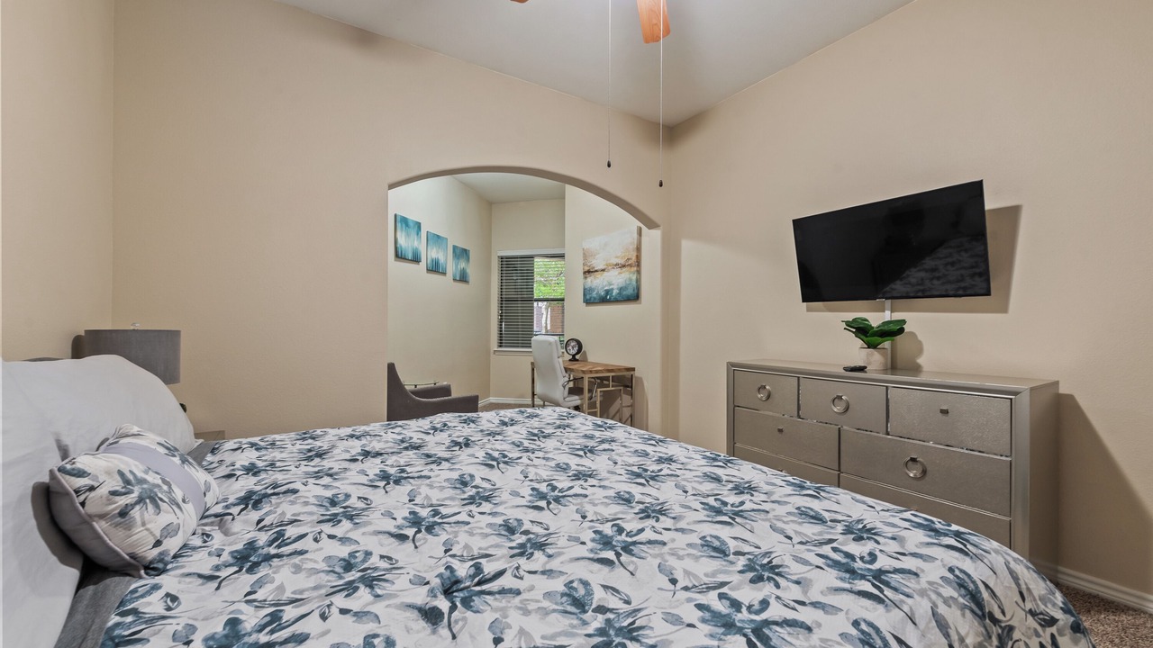 Photo of Bedroom in Grapevine