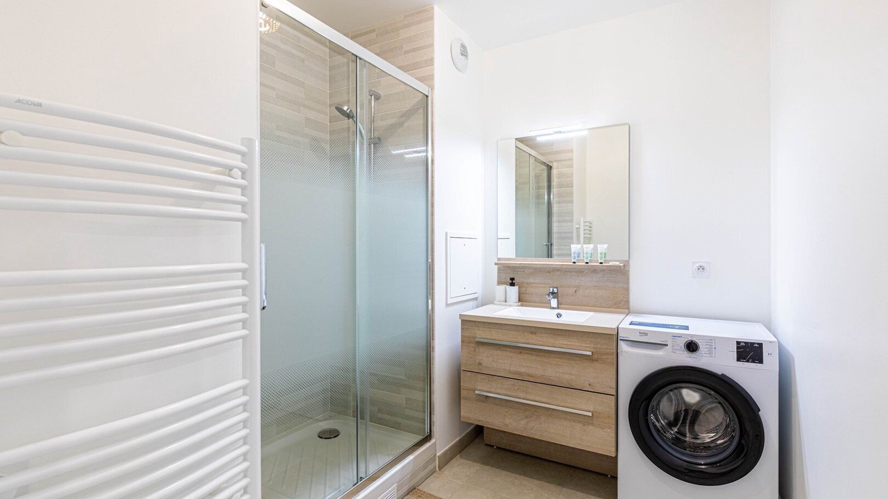 Photo of Bathroom in Aubervilliers