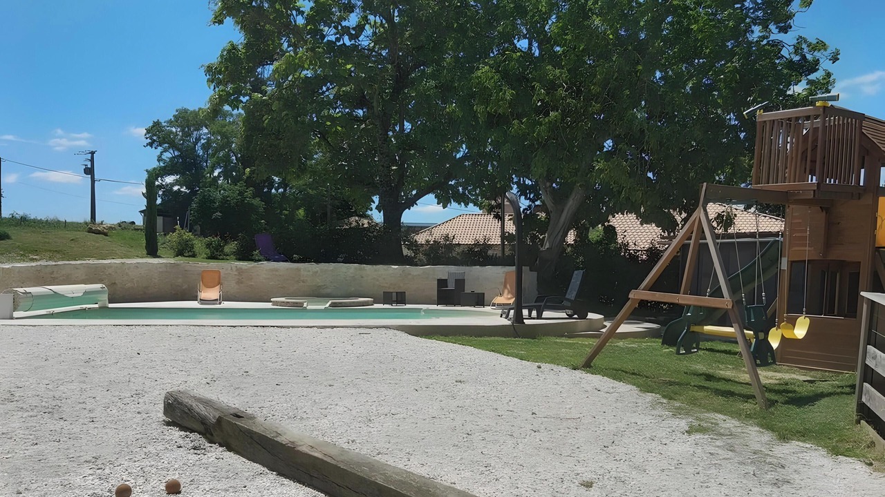 Photo of Outdoor in Bourg-de-Visa