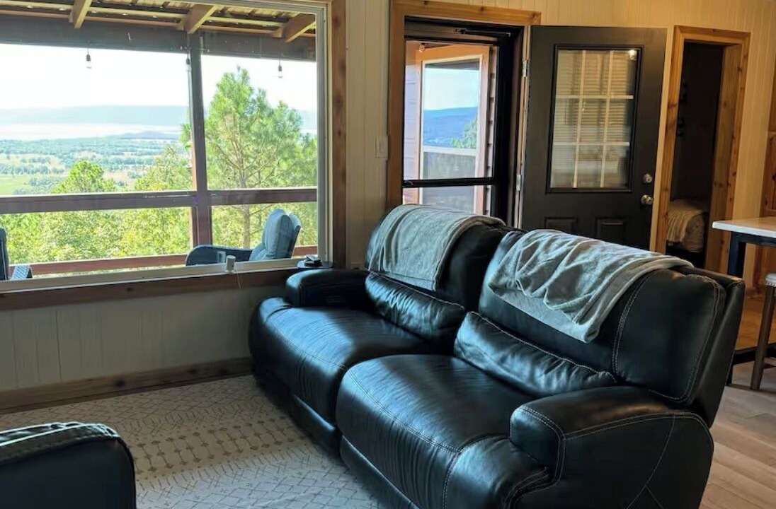 Photo of Livingroom in Tuskahoma