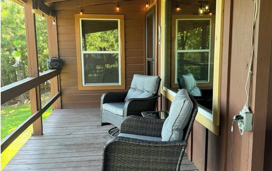 Photo of Patio Balcony in Tuskahoma