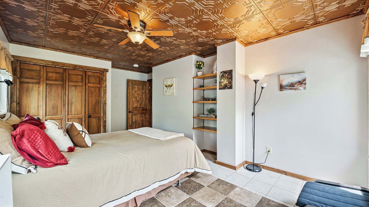 Photo of Bedroom in Silver Summit