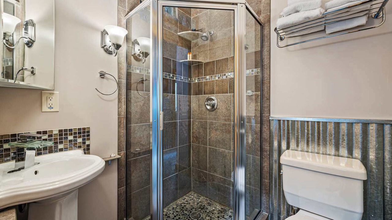 Photo of Bathroom in Silver Summit