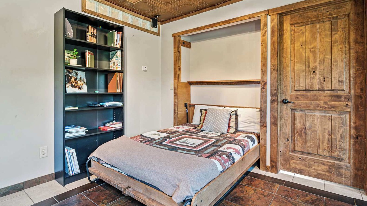 Photo of Bedroom in Silver Summit