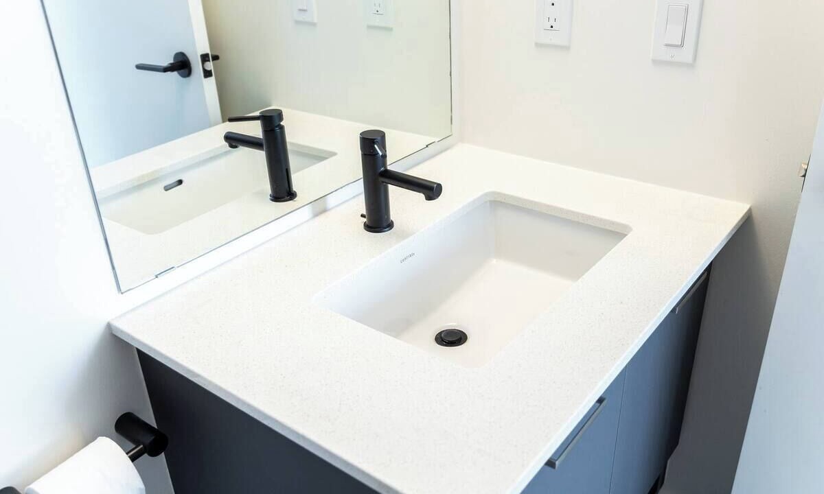 Photo of Bathroom in Harwood