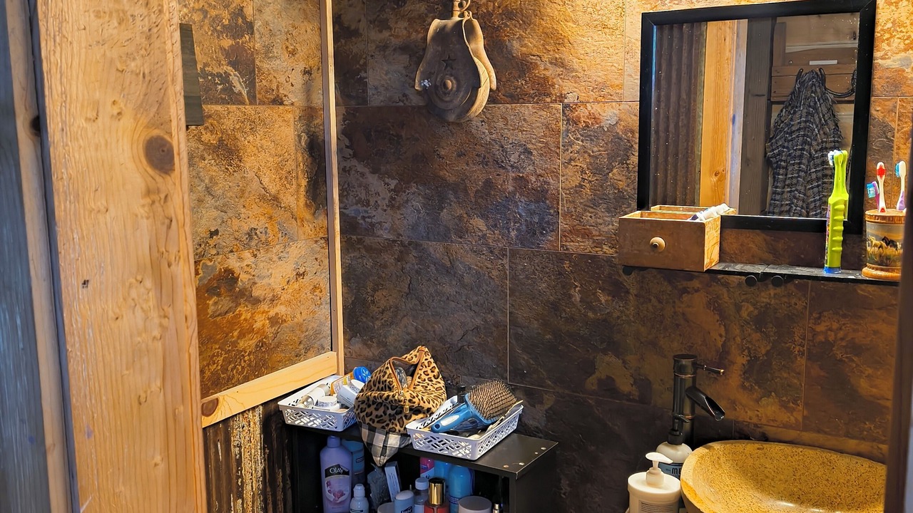 Photo of Bathroom in Cardin