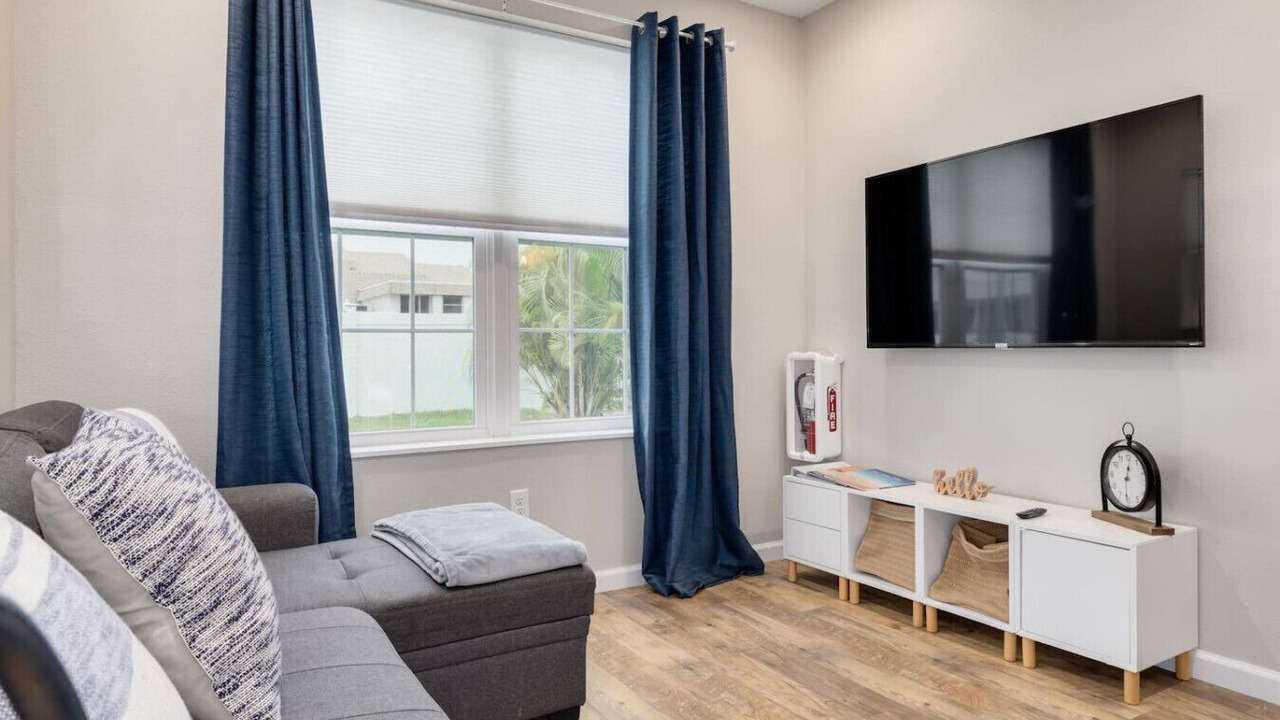 Photo of Livingroom in Downtown Dunedin