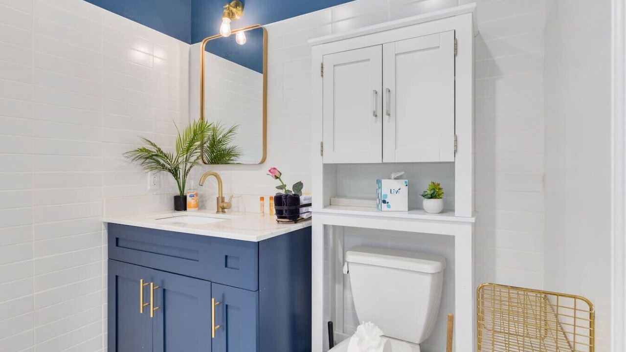 Photo of Bathroom in Downtown Dunedin