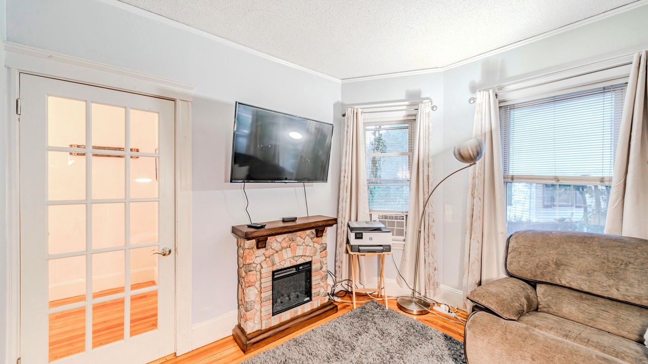 Photo of Livingroom in Brookline