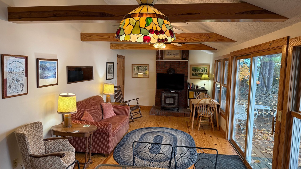 Photo of Livingroom in Silver Bay