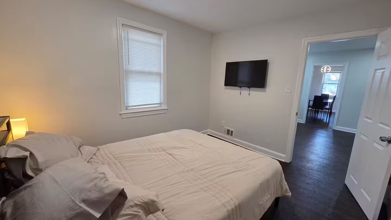 Photo of Bedroom in Centreville