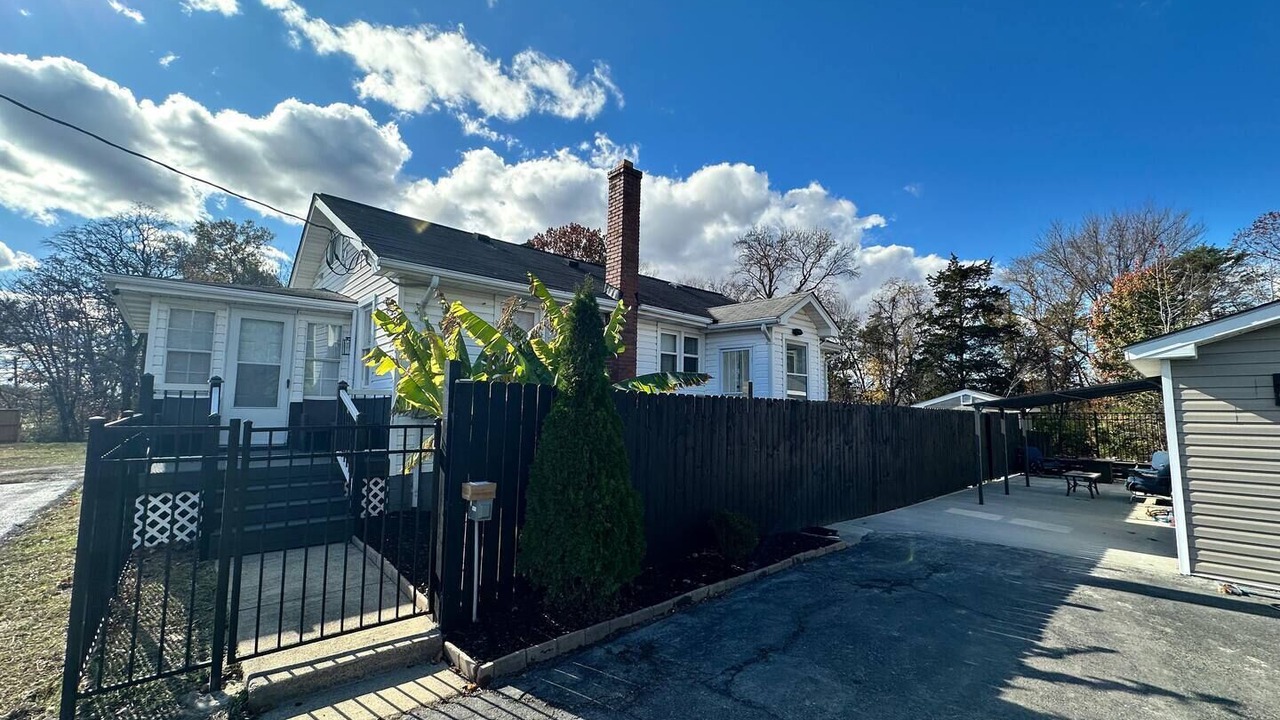 Photo of Outdoor in Centreville