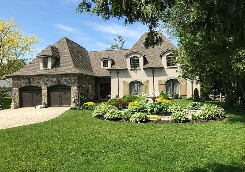 Photo of Outdoor in Brock
