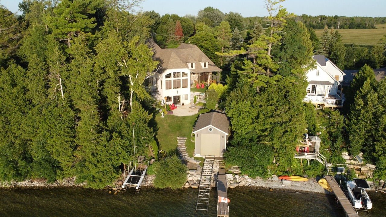 Photo of Outdoor in Brock