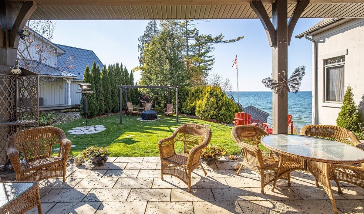 Photo of Outdoor in Brock