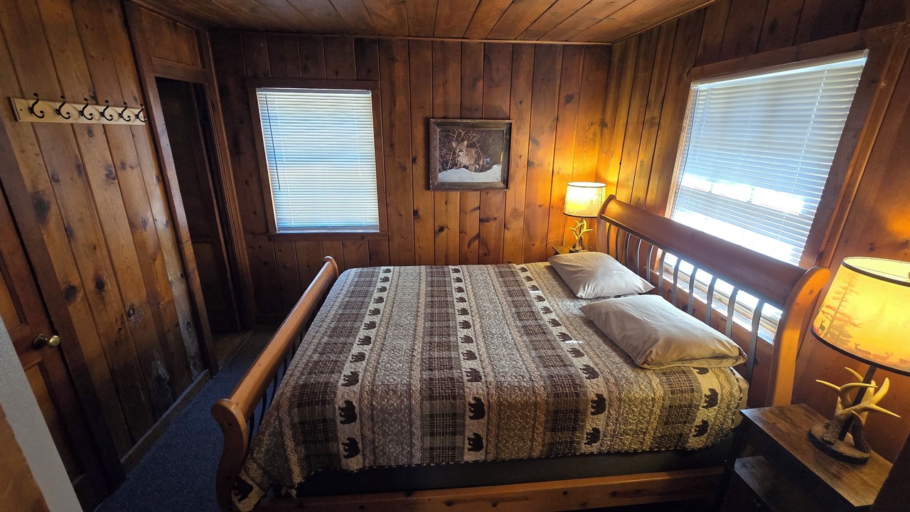 Photo of Bedroom in Mayhill