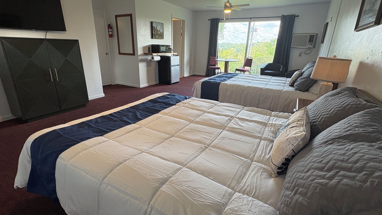 Photo of Bedroom in Bull Shoals