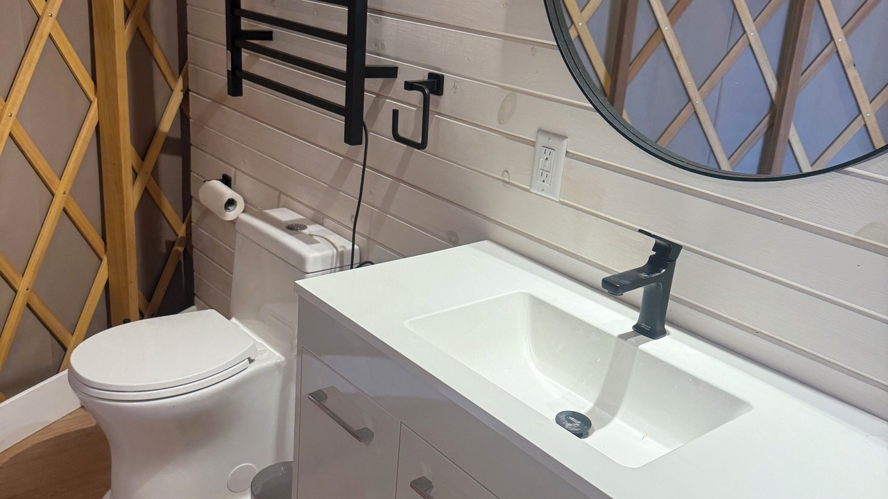 Photo of Bathroom in Lanark Highlands