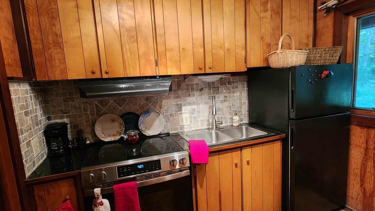 Photo of Kitchen in Town of Amboy