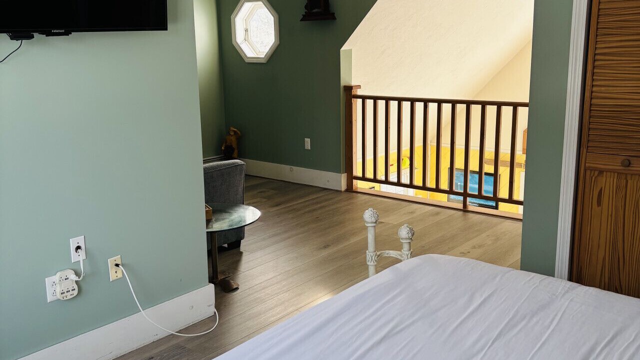 Photo of Bedroom in West Tremont