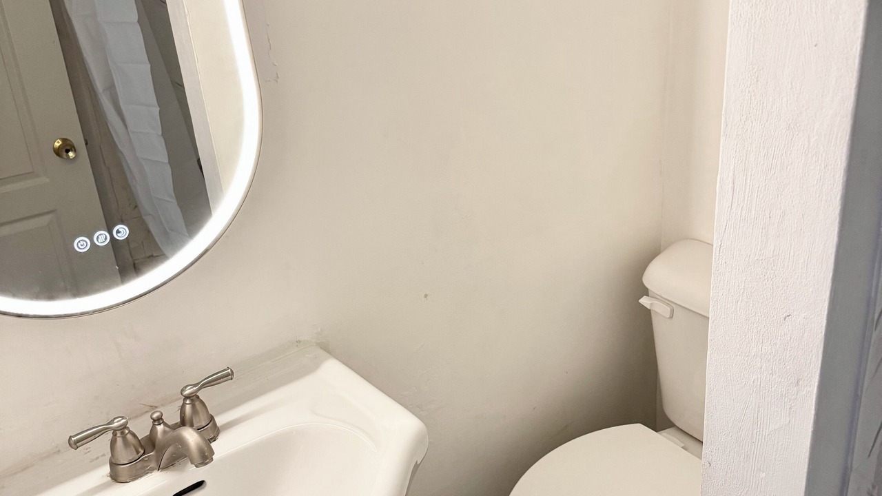 Photo of Bathroom in Downtown London