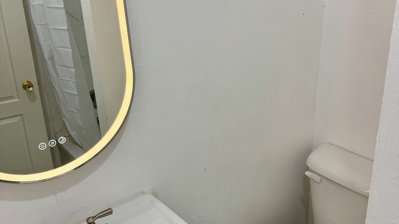 Photo of Bathroom in Downtown London