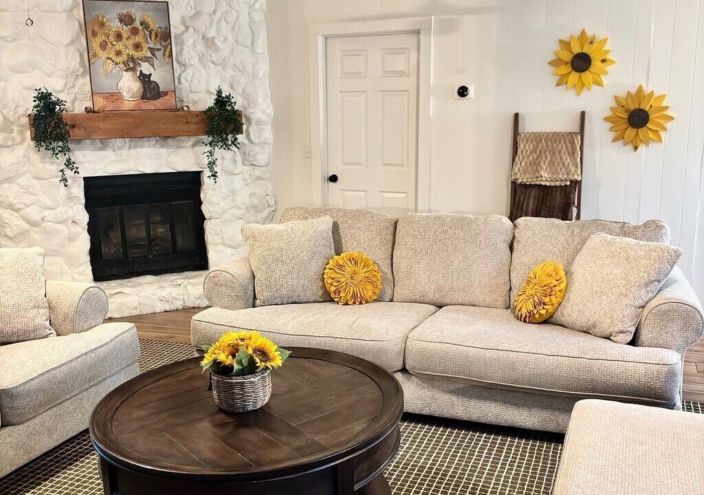 Photo of Livingroom in Woodway