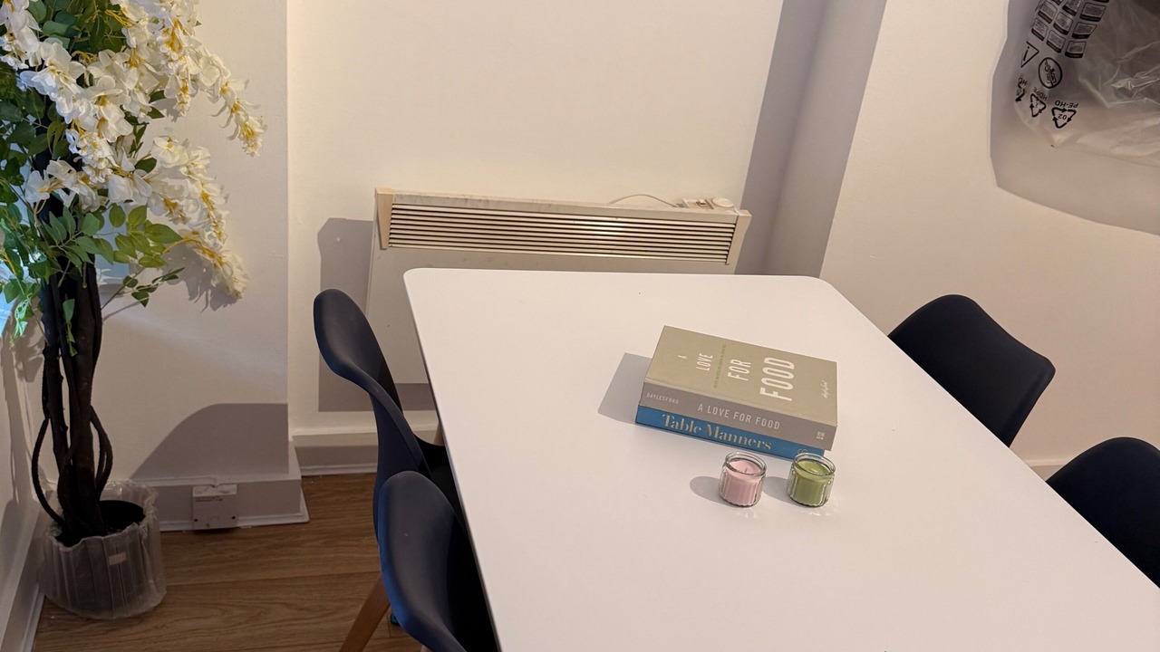 Photo of Others in Harrow Road