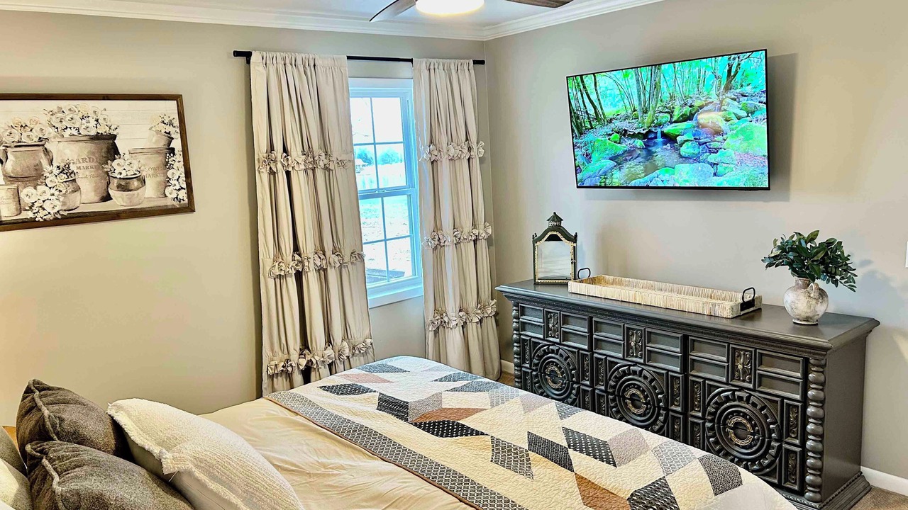 Photo of Bedroom in Harrison