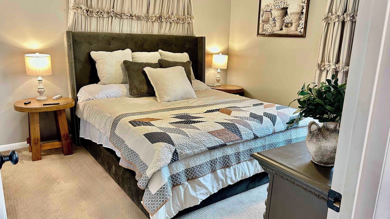 Photo of Bedroom in Harrison