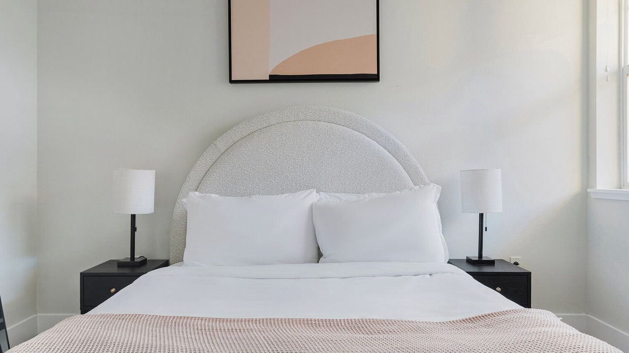 Photo of Bedroom in Centerville