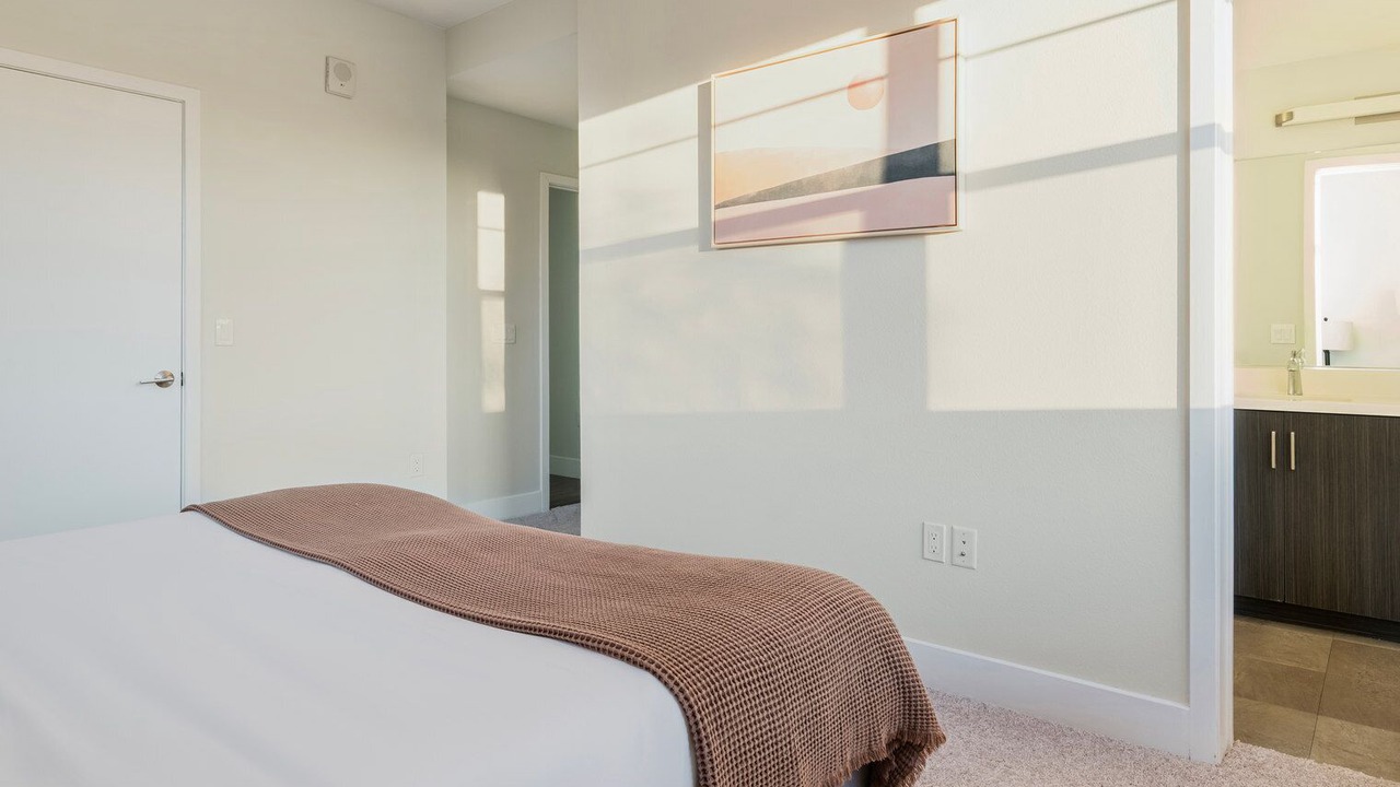 Photo of Bedroom in Centerville