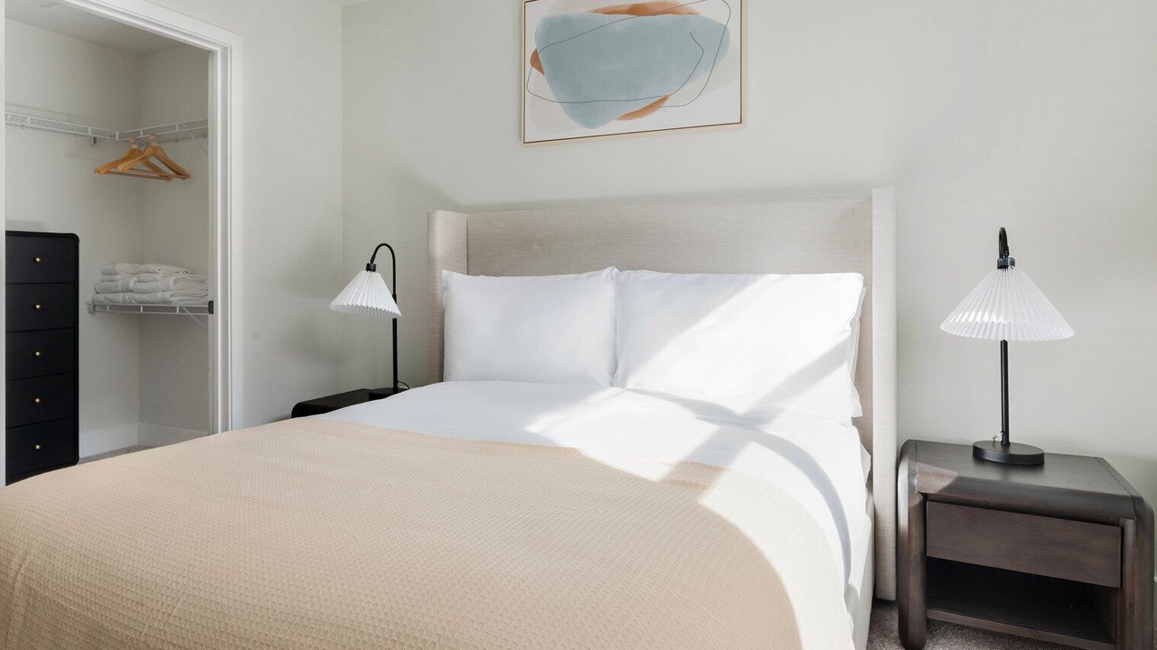 Photo of Bedroom in Centerville