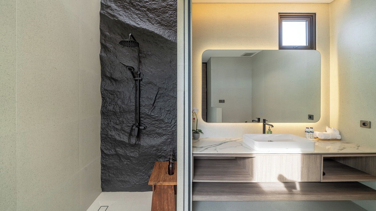 Photo of Bathroom in Tibubeneng