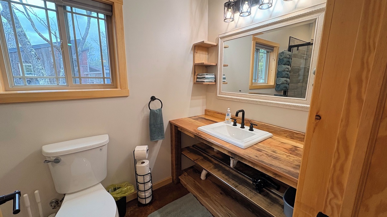 Photo of Bathroom in Au Train