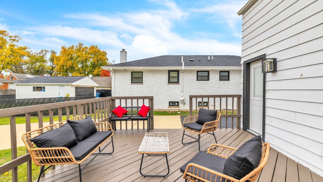 Photo of Patio Balcony in Elmhurst