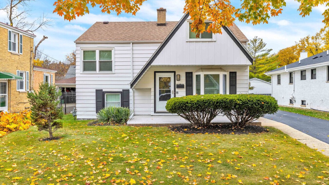 Photo of Outdoor in Elmhurst