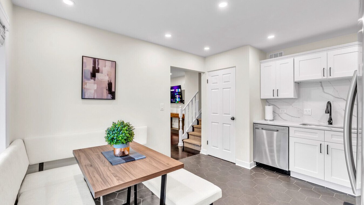 Photo of Others in Elmhurst